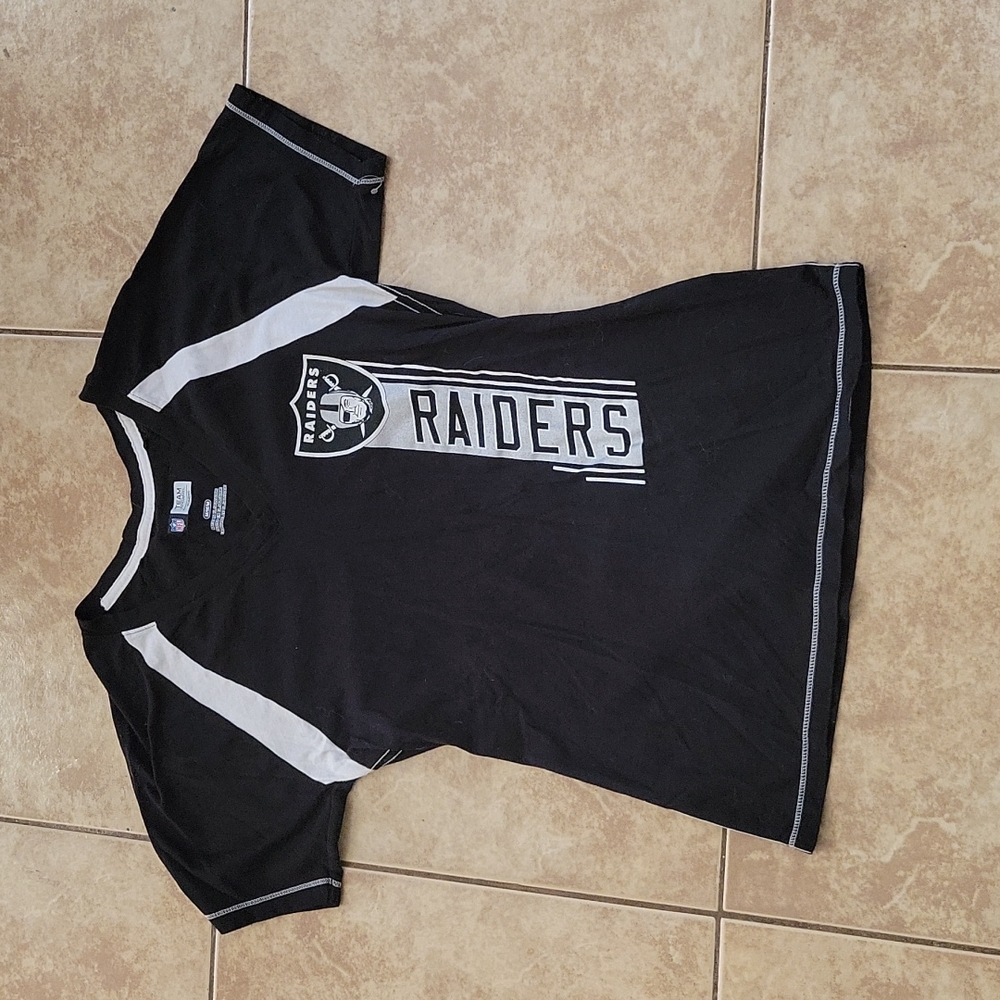 Womens Raiders black tee shirt